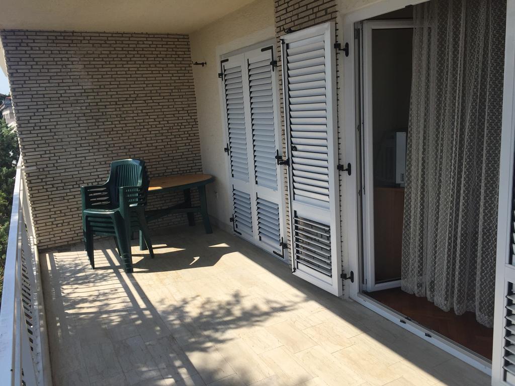 Apartments Villa Ana Драмаль Экстерьер фото
